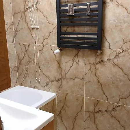 7 Pietro 比得哥什